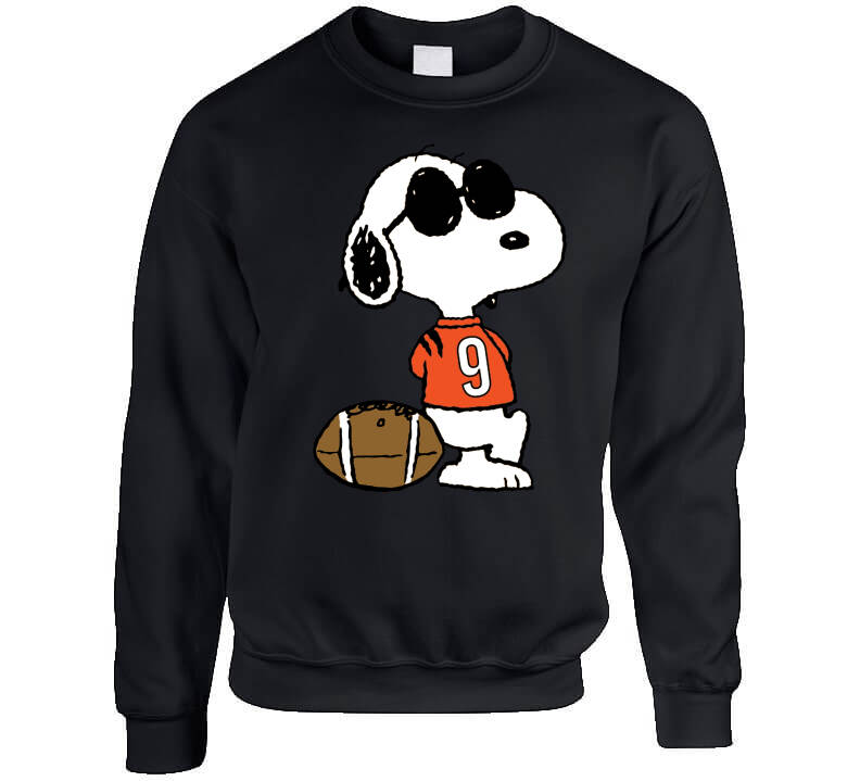 Peanuts x Bengals Joe Cool Burrow  Retro Snoopy x Joe Burrow T-Shirt –  HOMAGE